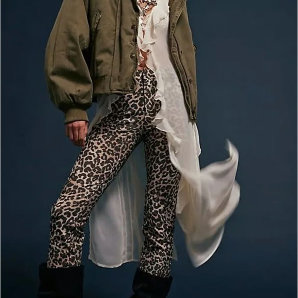New Free People Molly Slim Pants Neutral Combo Animal Print  Women's 4 Boho Rock - Picture 3 of 14